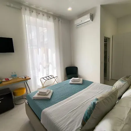 Konukevi Cherry La Spezia