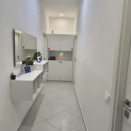 Cherry Guest house 3*